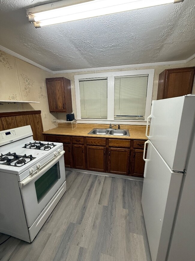 Photo - 1624 S Sunrise Dr