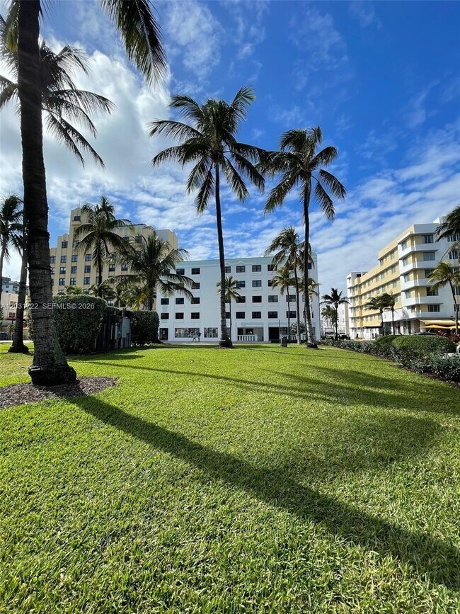 Photo - 1390 Ocean Dr Unidad 201