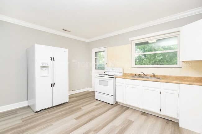 Photo - 1301 N Orchard Knob Ave