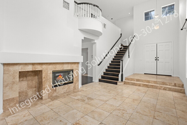 Photo - 2552 Sea Scape Glen