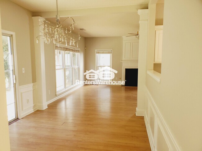 Photo - 2706 Cottesford Dr SE