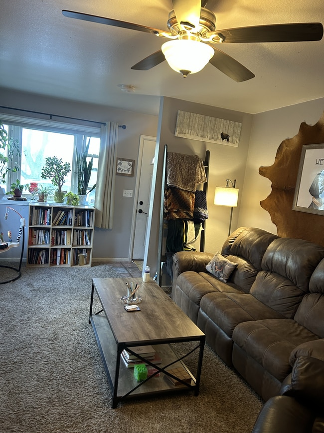 Photo - 678 Eagle Dr