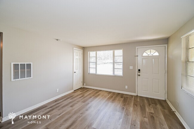 Photo - 5601 Tampico Rd