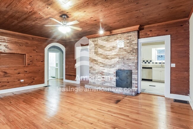 Photo - 3004 Shannon Dr