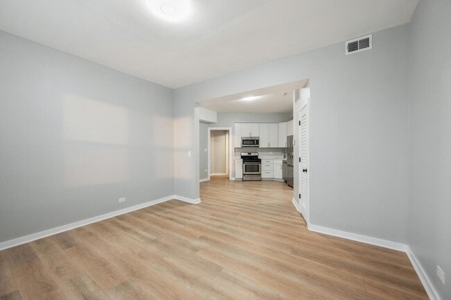 Photo - 3966 W Grand Ave Unidad 2F