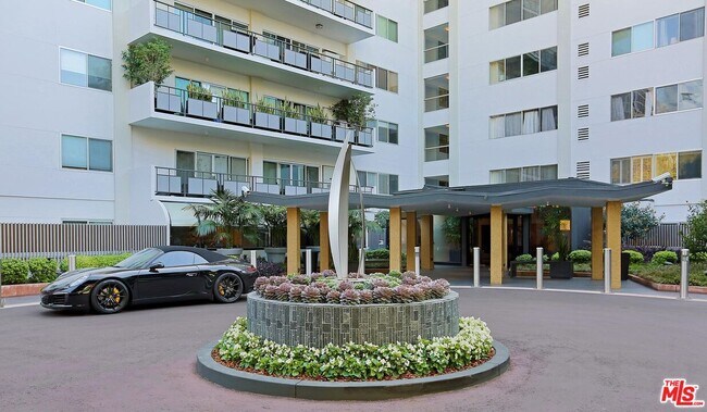 Photo - 1155 N La Cienega Blvd Unidad 1110 Rental