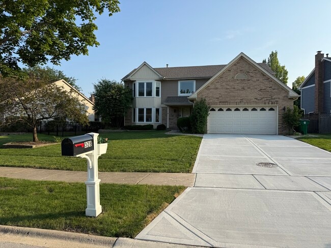 Building Photo - 328 Woodside Dr Rental