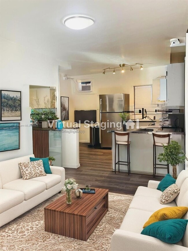 Building Photo - 1115 N 22nd Ave Unit B