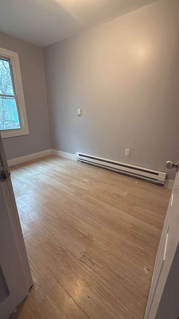 Photo - 87 Breunig Ave