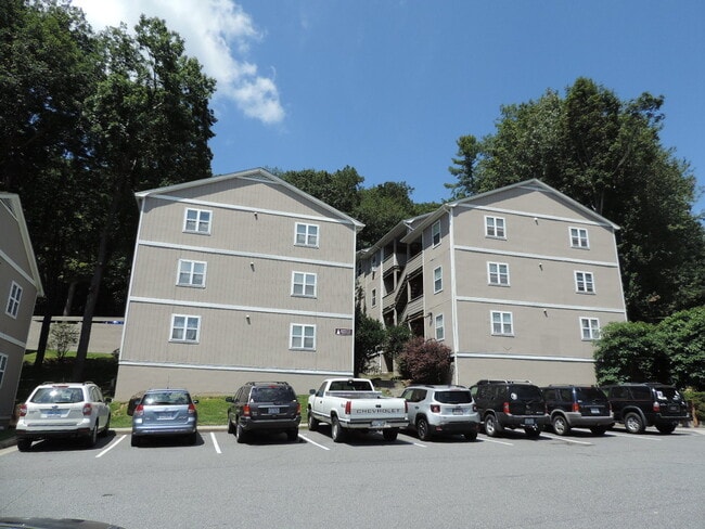 Building Photo - Kingswood Condo #26 - Walking Distance to Campus!