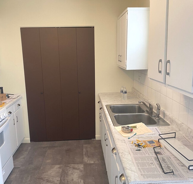 Photo - 423 Grand Blvd Unit 423