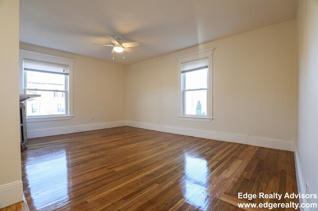 Photo - 16 South St Unit 2