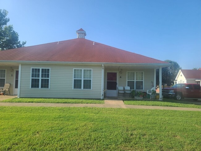 55+ Autumnwood Point Apartments