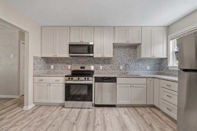 3305 Portobello Ct
