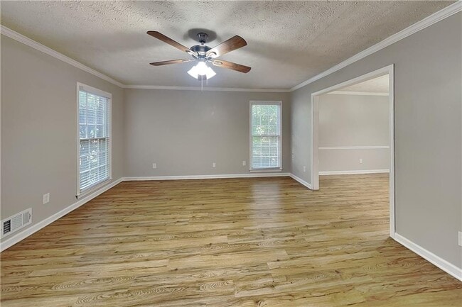 Photo - 1302 Milstead Trace NE