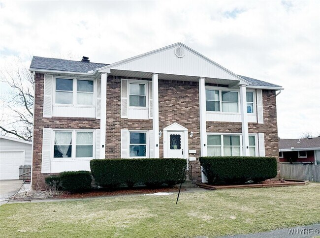 Building Photo - 21 Yorktown Rd Rental