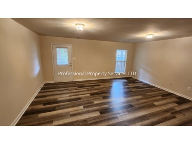 Photo - PRICE CORRECTION! Luxury Townhome in the Villages of Urbana