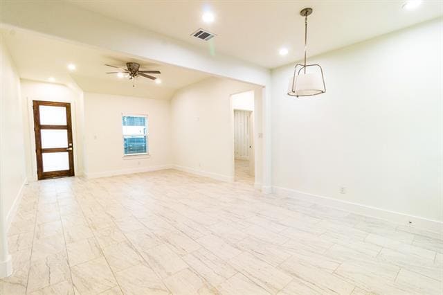 Photo - 536 Highview Ct