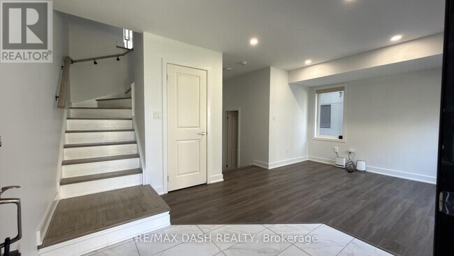 Photo - 22 Brunet Dr