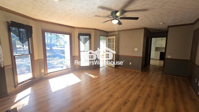 Photo - 891 Providence Dr