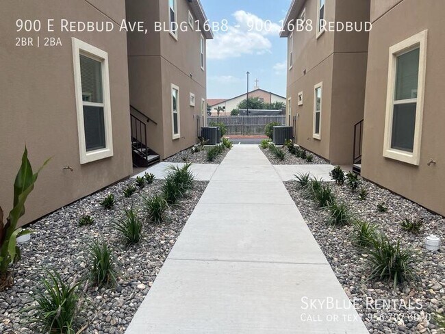 Building Photo - 900 E Redbud Ave Unit 900 16B8 Redbud