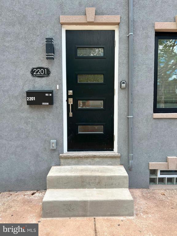 Building Photo - 2201 S Norwood St Rental
