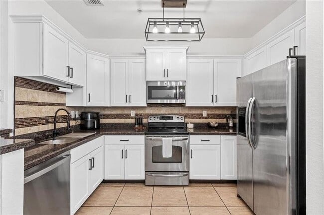 Photo - 151 SW 7th Ct