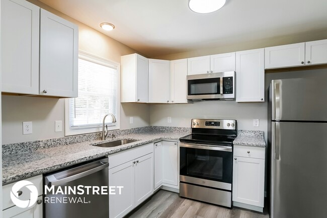 Photo - 102 Lin's Pl