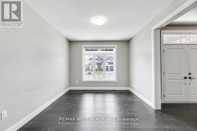 Photo - 25 Greenbrier Rdg