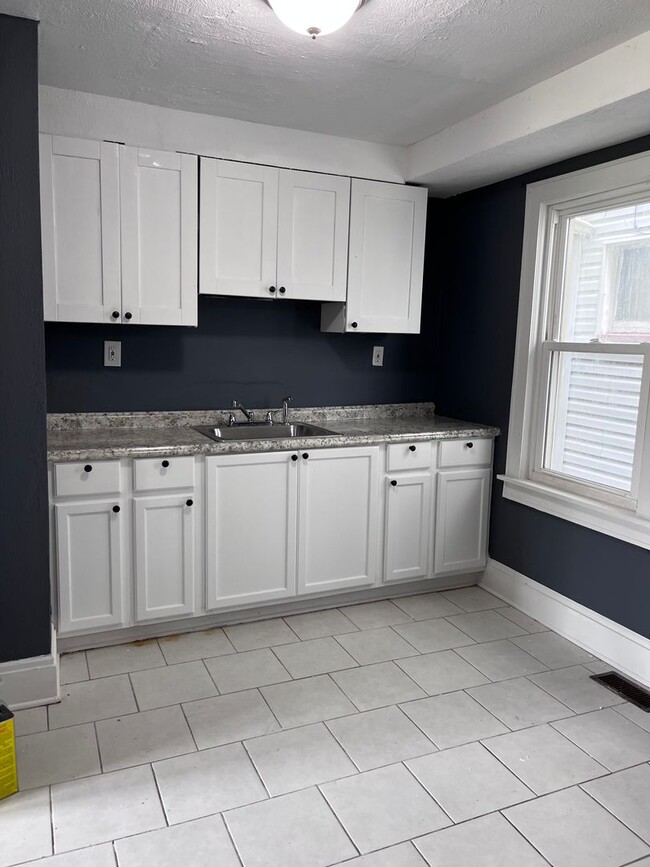Photo - 3-Bedroom Home for Rent in Cleveland – Great Value!