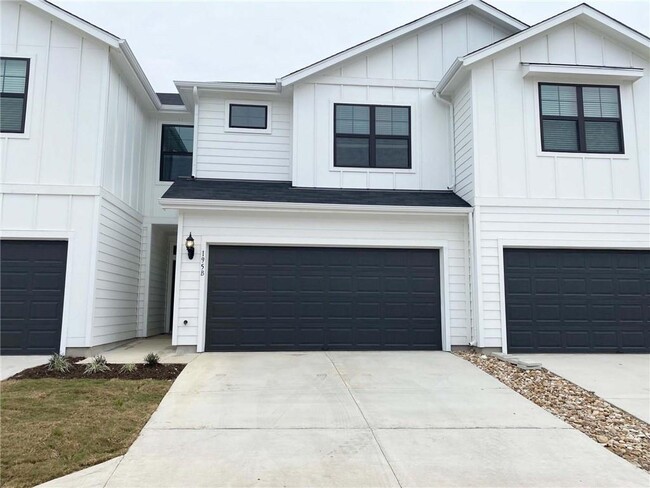 Photo - 195 Fieldwood Dr Townhome