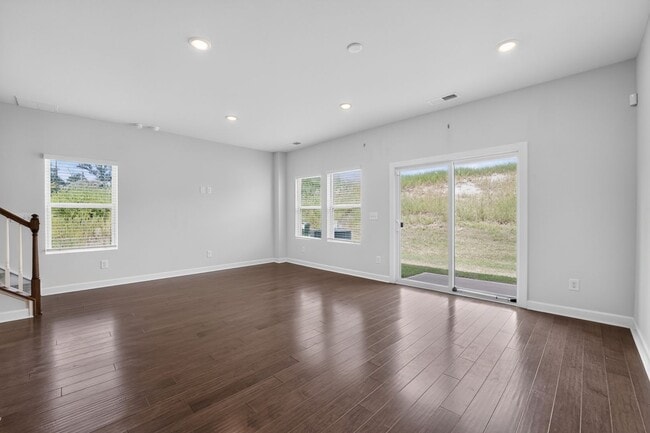 Photo - 1443 Old Rivers Rd