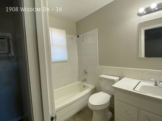 Photo - 1908 Wisdom Dr Unit 16