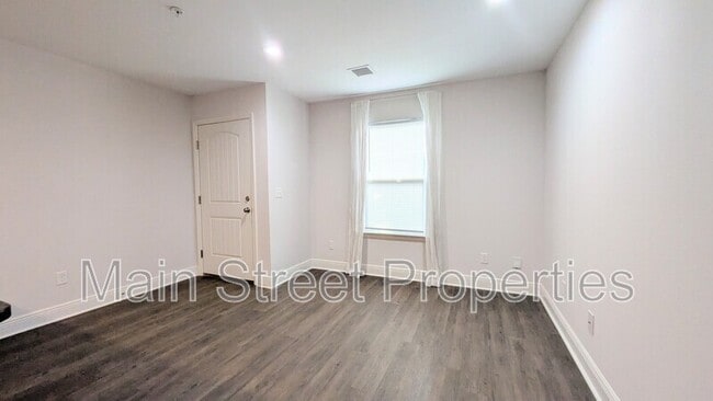 Photo - 313 N Navy Blvd Unidad 2D