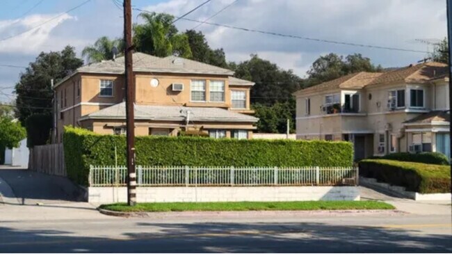 Photo - 4442 Cahuenga Blvd Unit 4444 Cahuenga Blvd