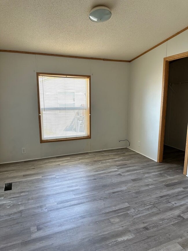 Photo - Centrally Located 3 BD 2 BA Modular Home