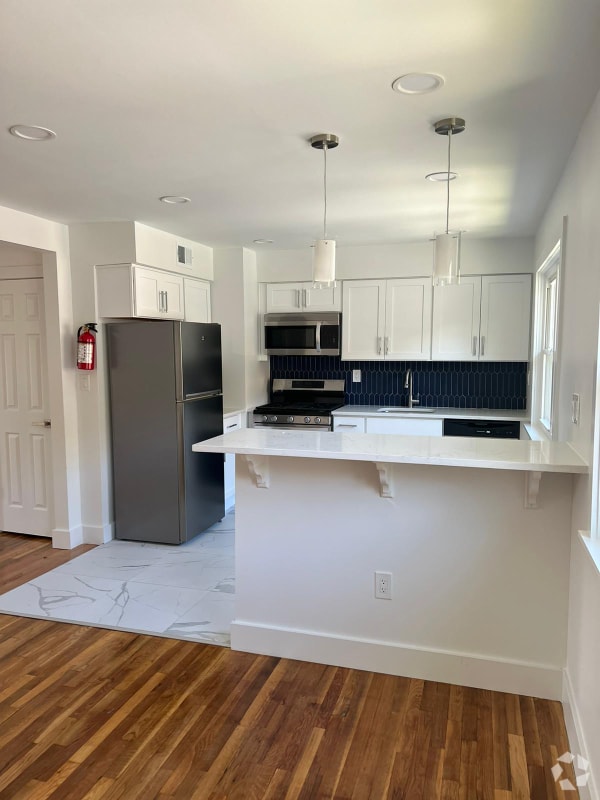 Building Photo - 505 Adams Ln Rental