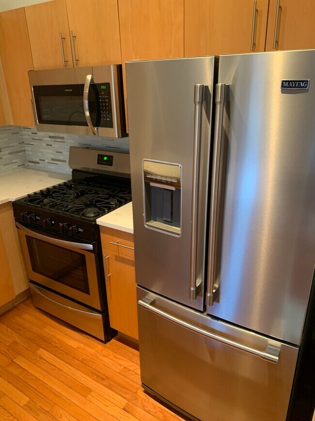 Photo - 333 W Hubbard St Unit 4K