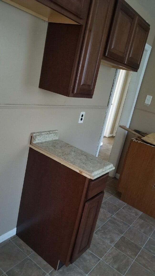 Photo - 18612 Blackmoor St