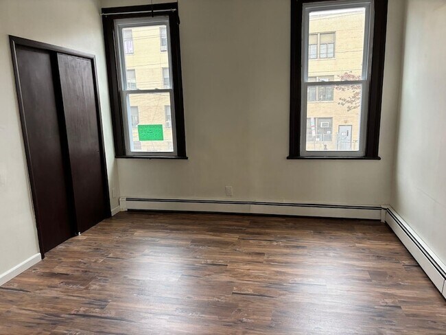 Photo - 23 Nelson Ave