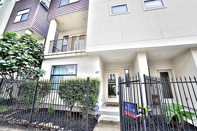 Photo - 407 Jackson Hill St