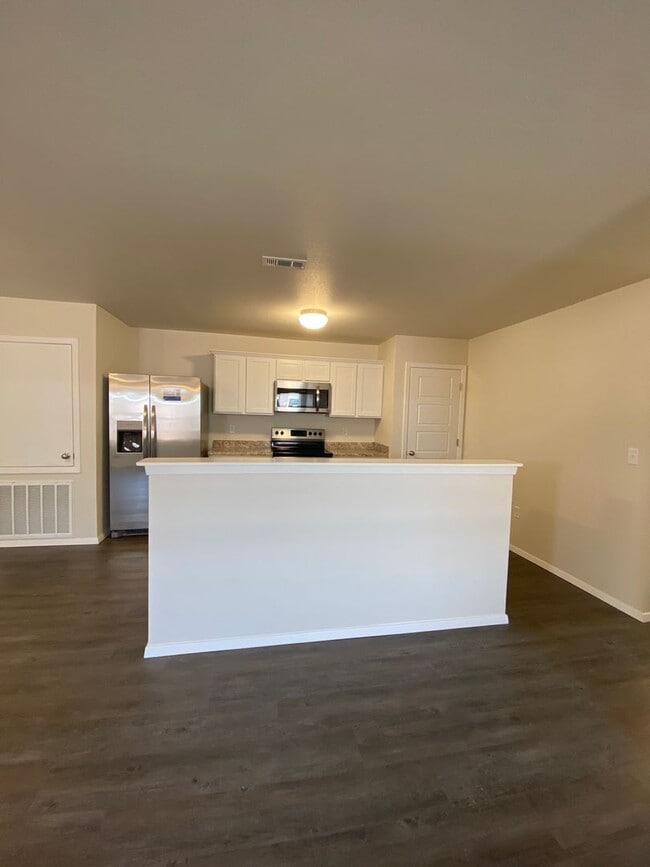 Photo - Pre-Leasing Now – Modern 3 Bedroom | 2 Bath Duplex in Lawlis Ranch