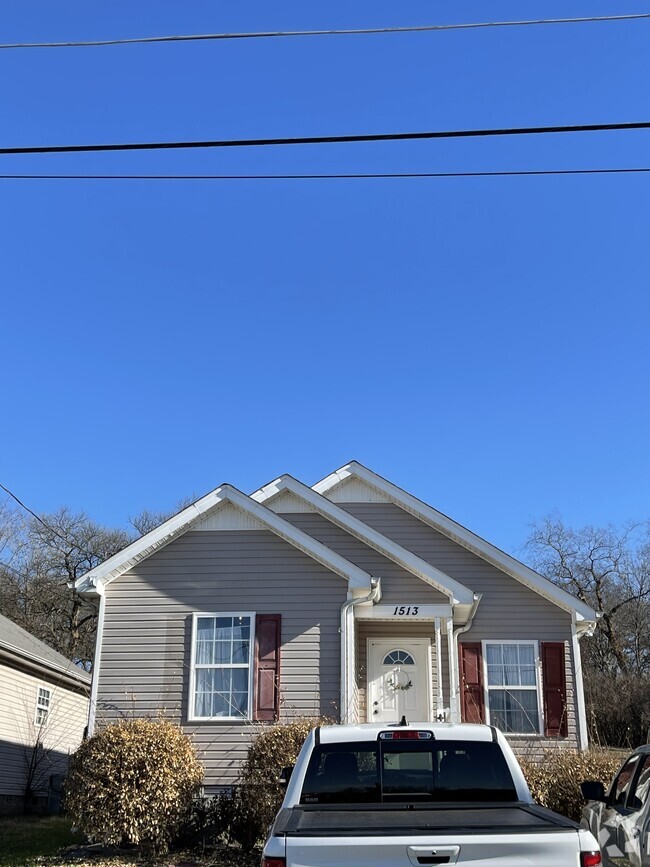 Building Photo - 1513 Luton St Rental