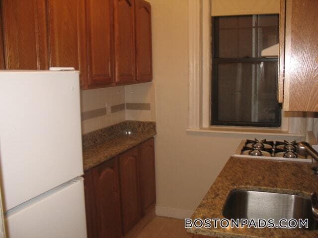 Photo - 109 St Stephen St Unit 3