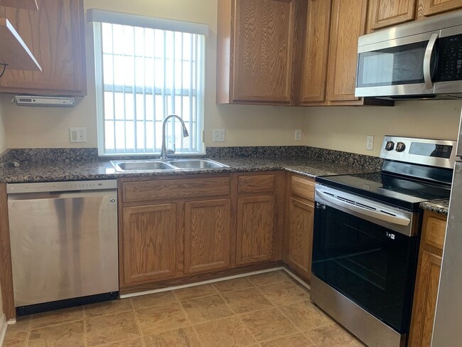 Photo - 2-Bedroom, 2-Bath Condo for Lease – Manors of Regency, Shelby Township