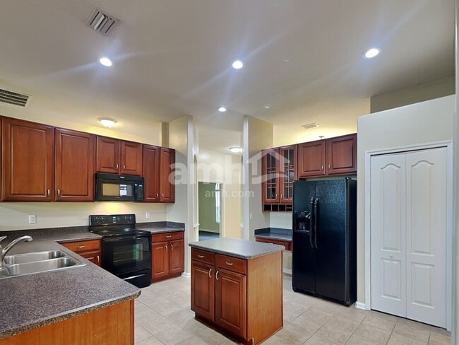 Photo - 633 Battlegate Ln