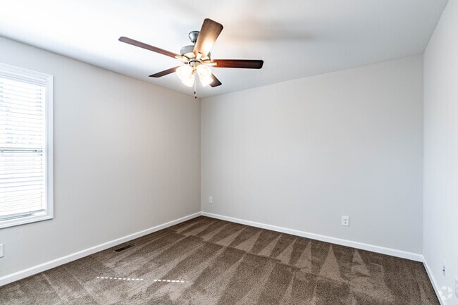 2BR, 2BA - 1140SF - Second Bedroom