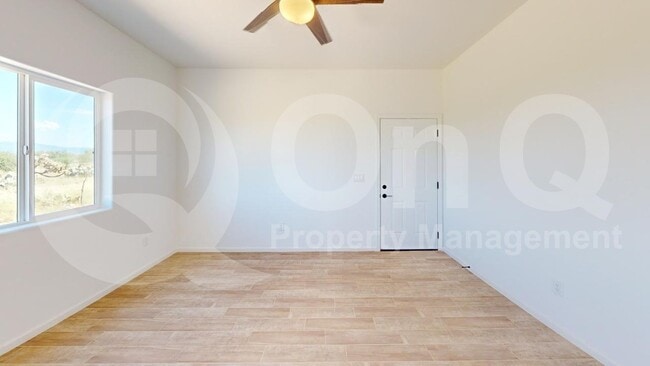 Photo - 80 W James L Sullivan St