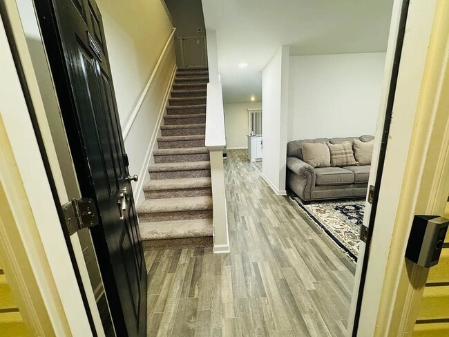 Photo - 126 Evonshire Blvd