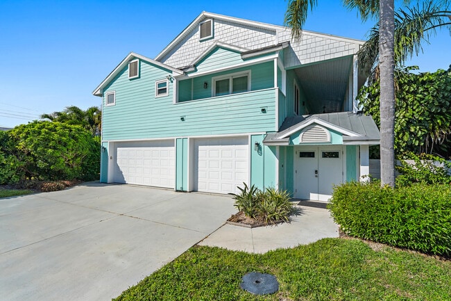 Photo - 3463 Canal Ct